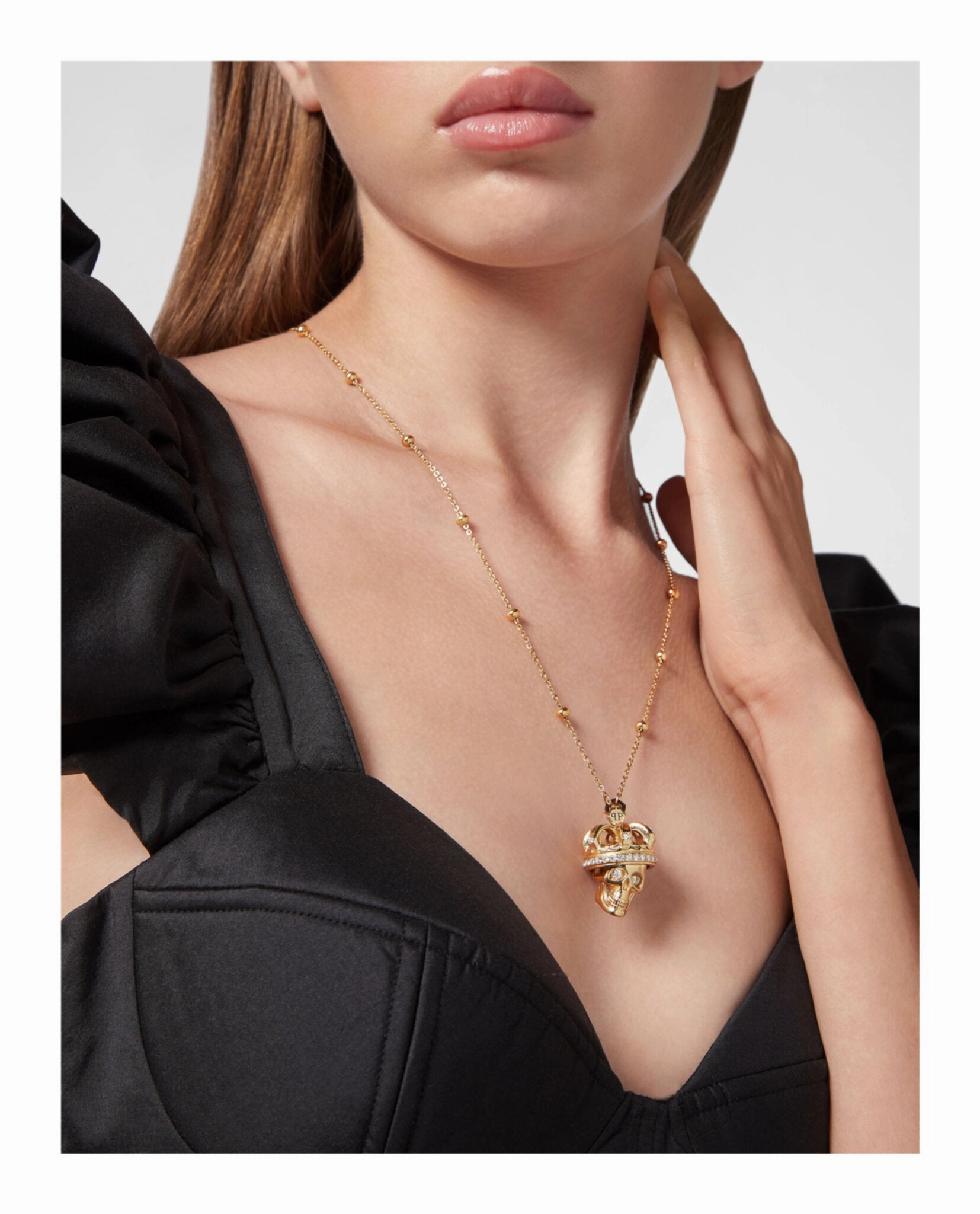 $kull Crown Crystal Cable Chain Necklace