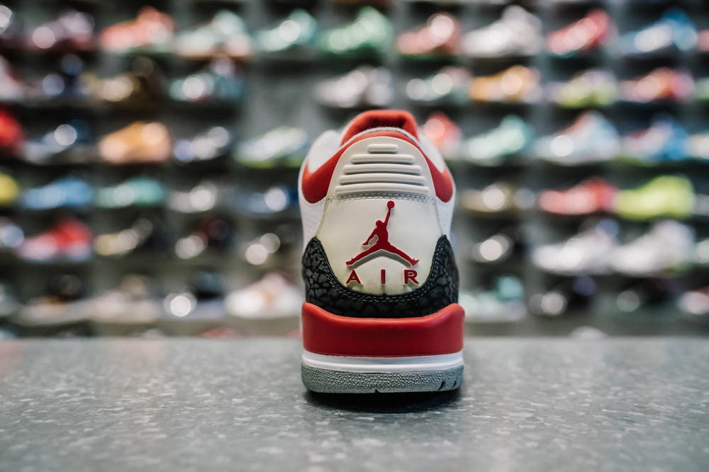 Air Jordan 3 Retro 'Fire Red' 2007 SKU 136064 161 - Authentic - New in Box