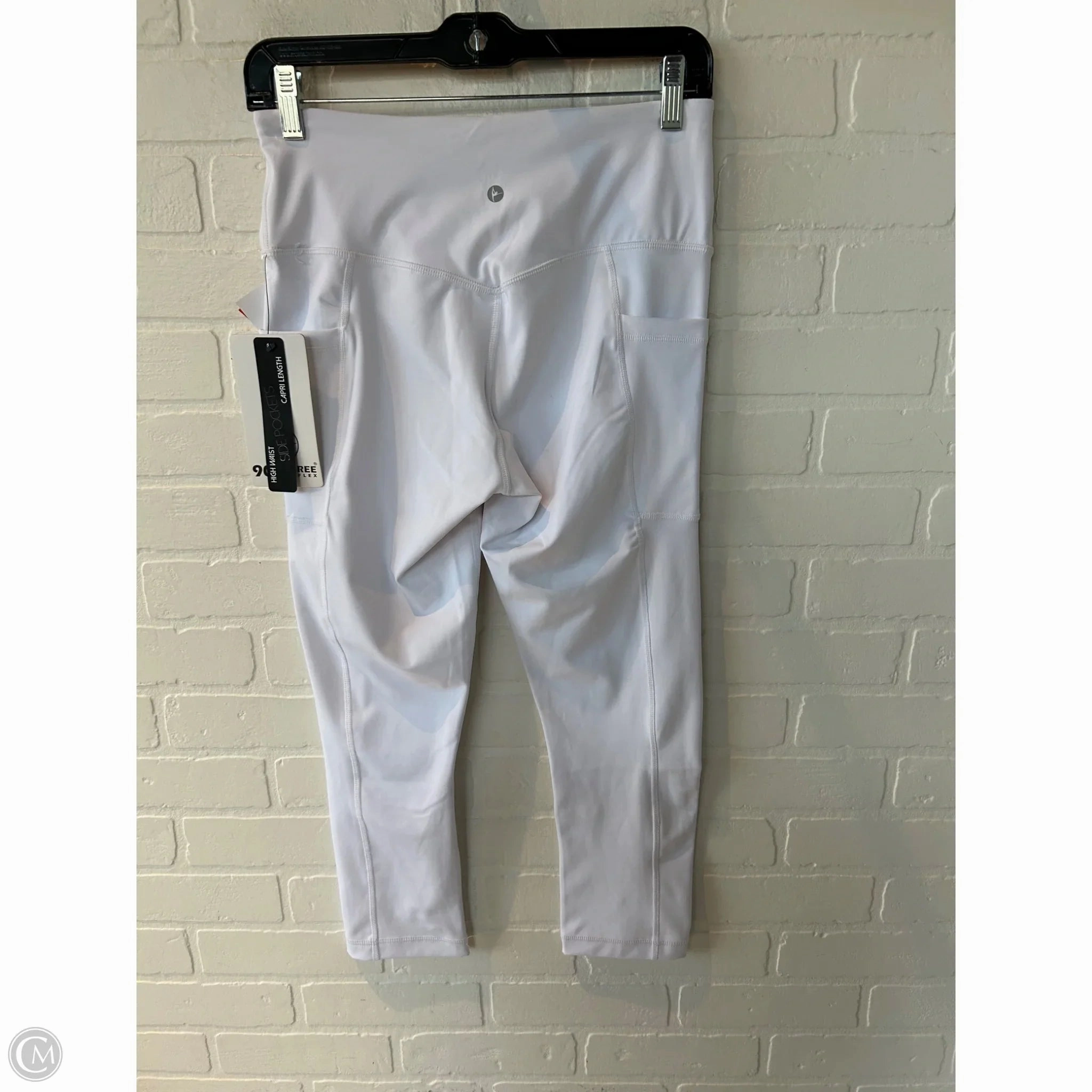 Athletic Capris By 90 Degrees By Reflex In White. Size: 8