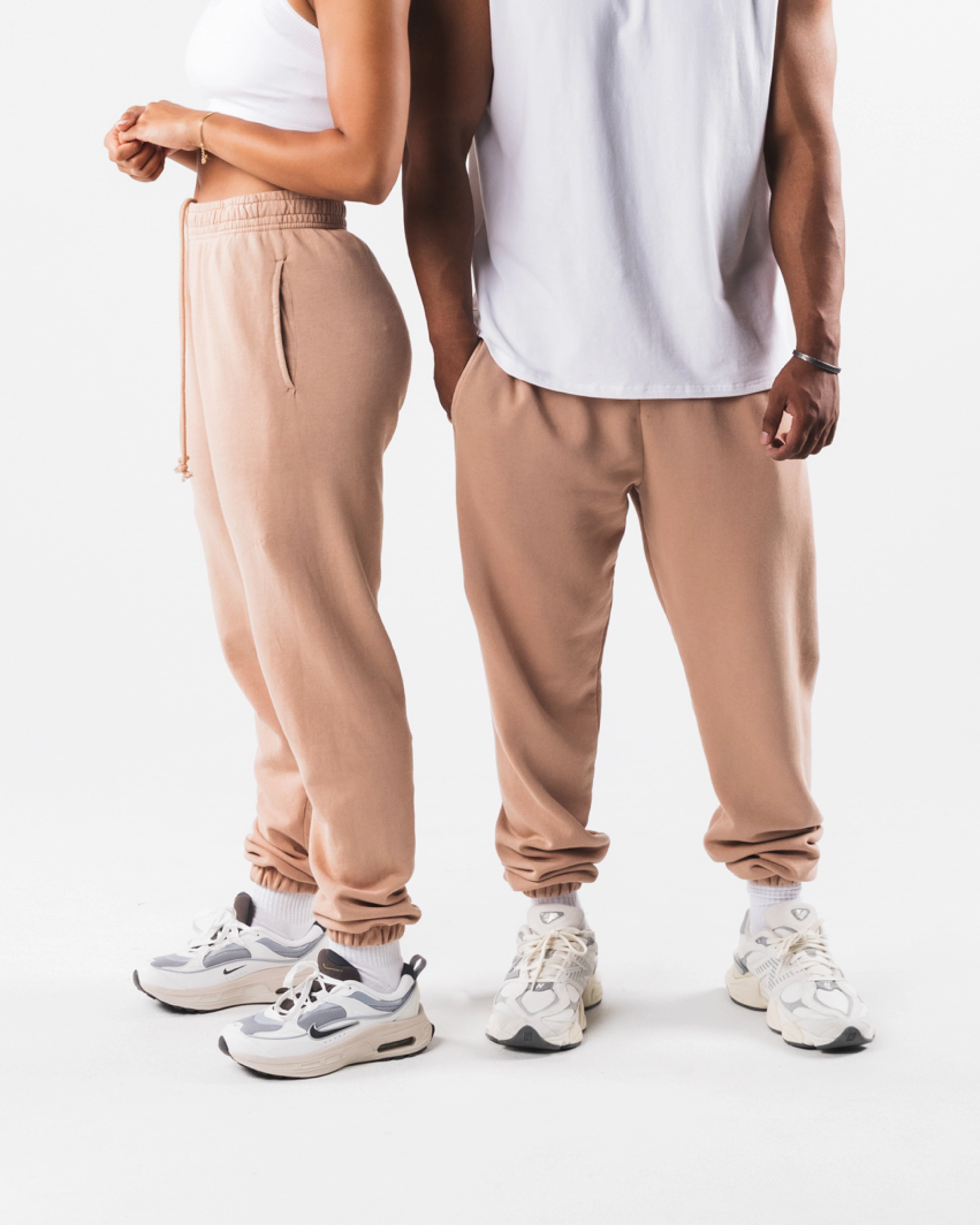 Earth Dye Natural Jogger - Ochre
