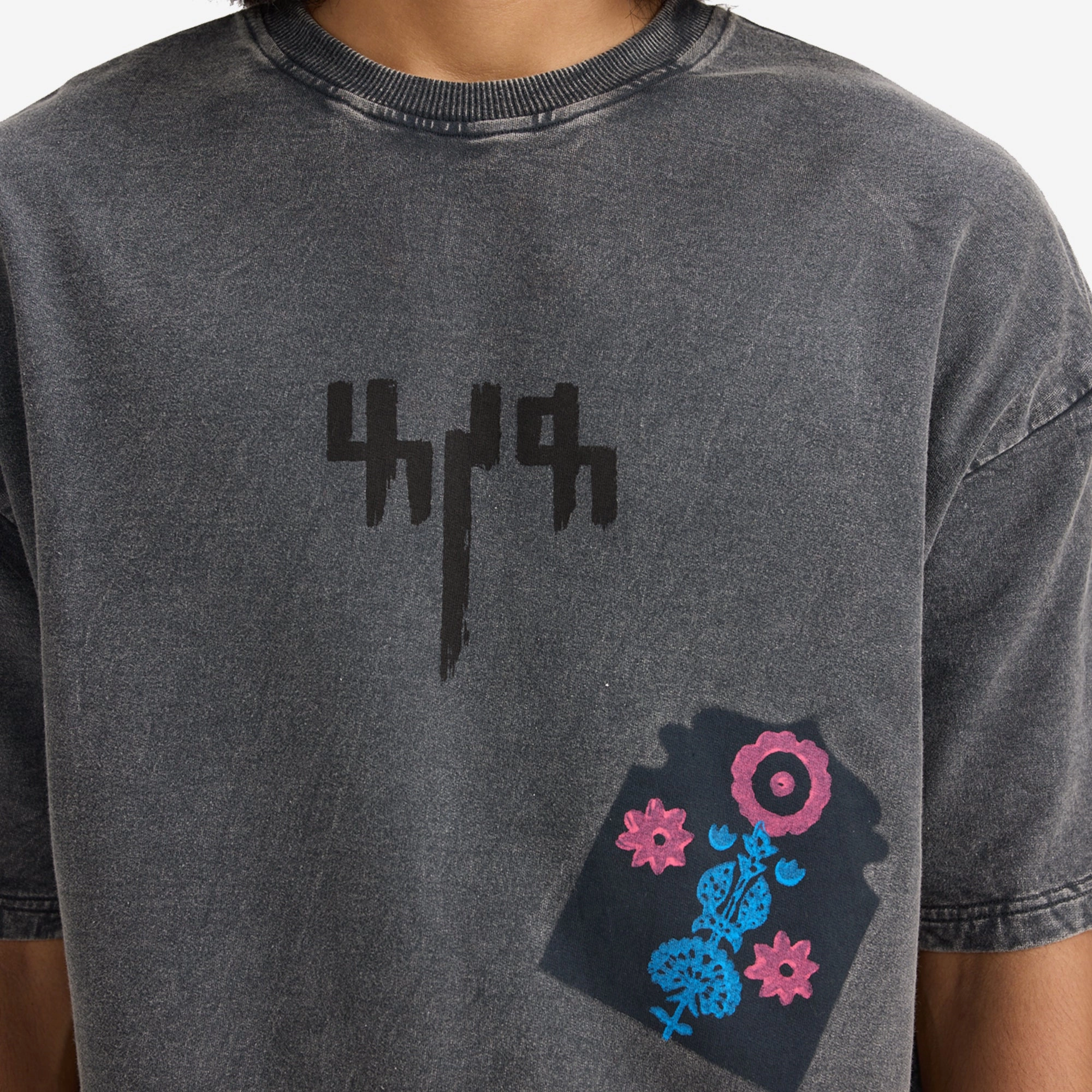 F A R A K | JAROKHA BLOCK PRINT T-SHIRT { GREY/GREY