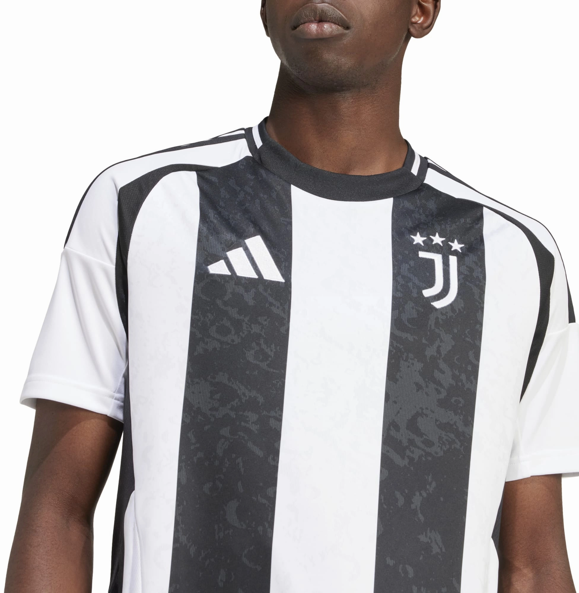 Men's Juventus 2024/25 Home Soccer Jersey