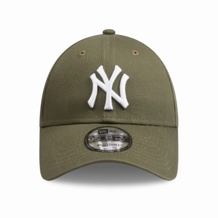 New Era New York Yankees 9FORTY - New Olive/White