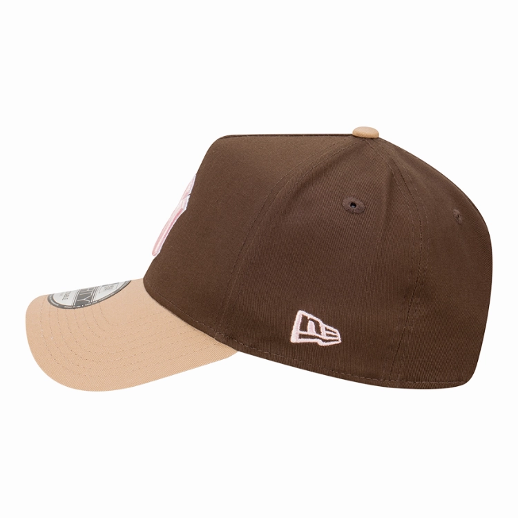 New Era New York Yankees 9FORTY A Frame Cap - Walnut/Camel/Pink