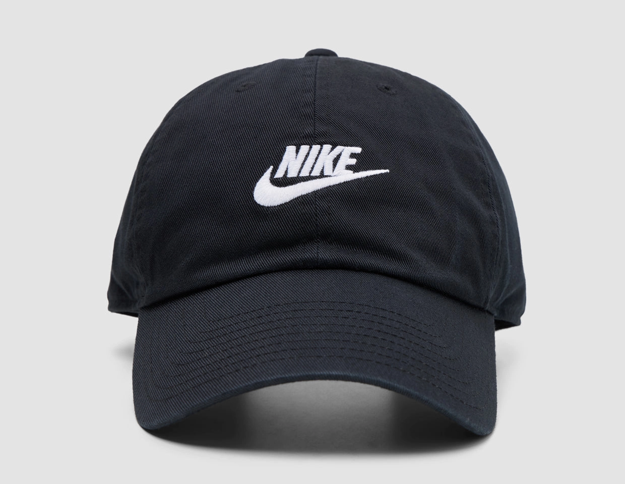 Nike Club Unstructured Futura Wash Cap Black / White