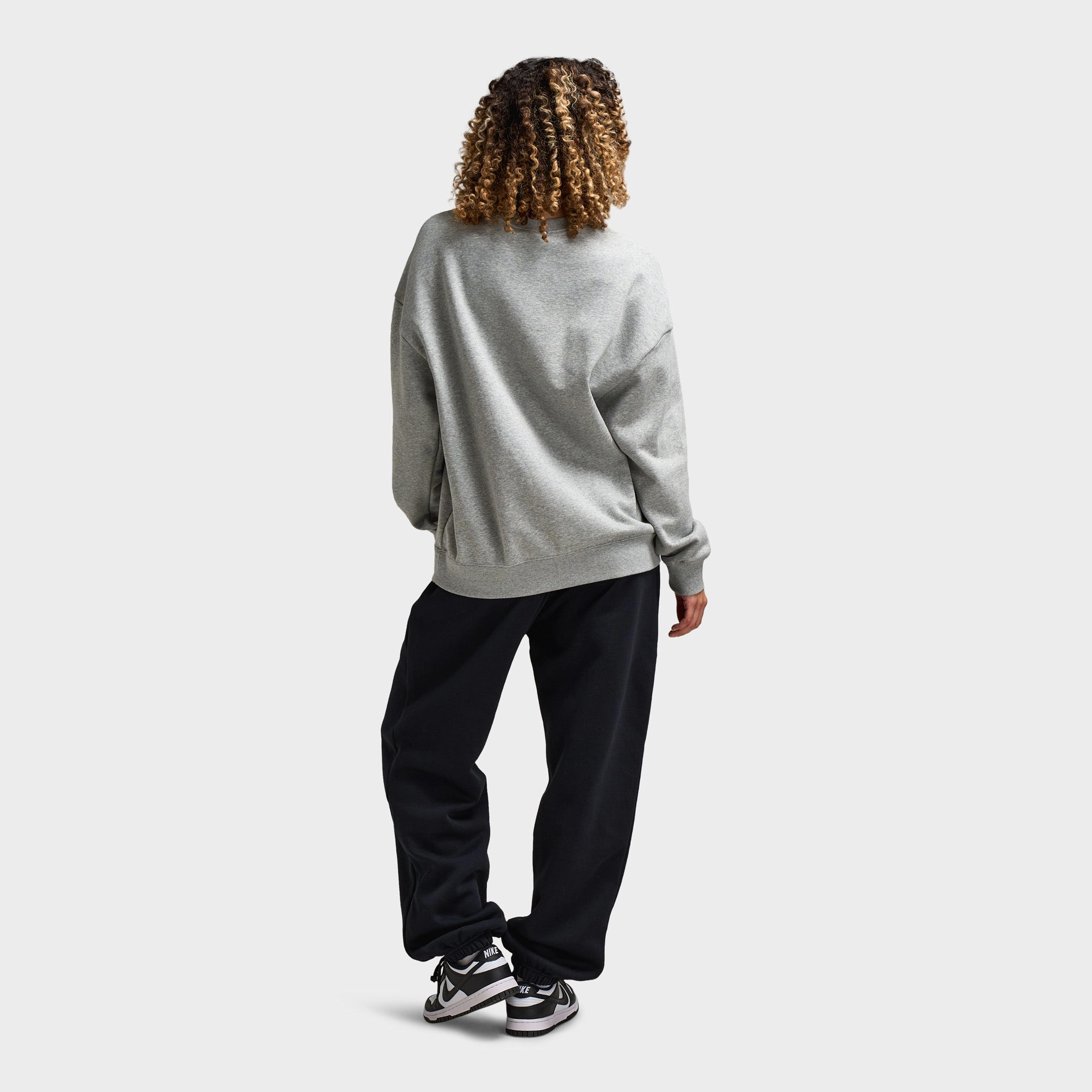 Nike Sportswear Women's Club Fleece Loose Crewneck Dark Grey Heather / White
