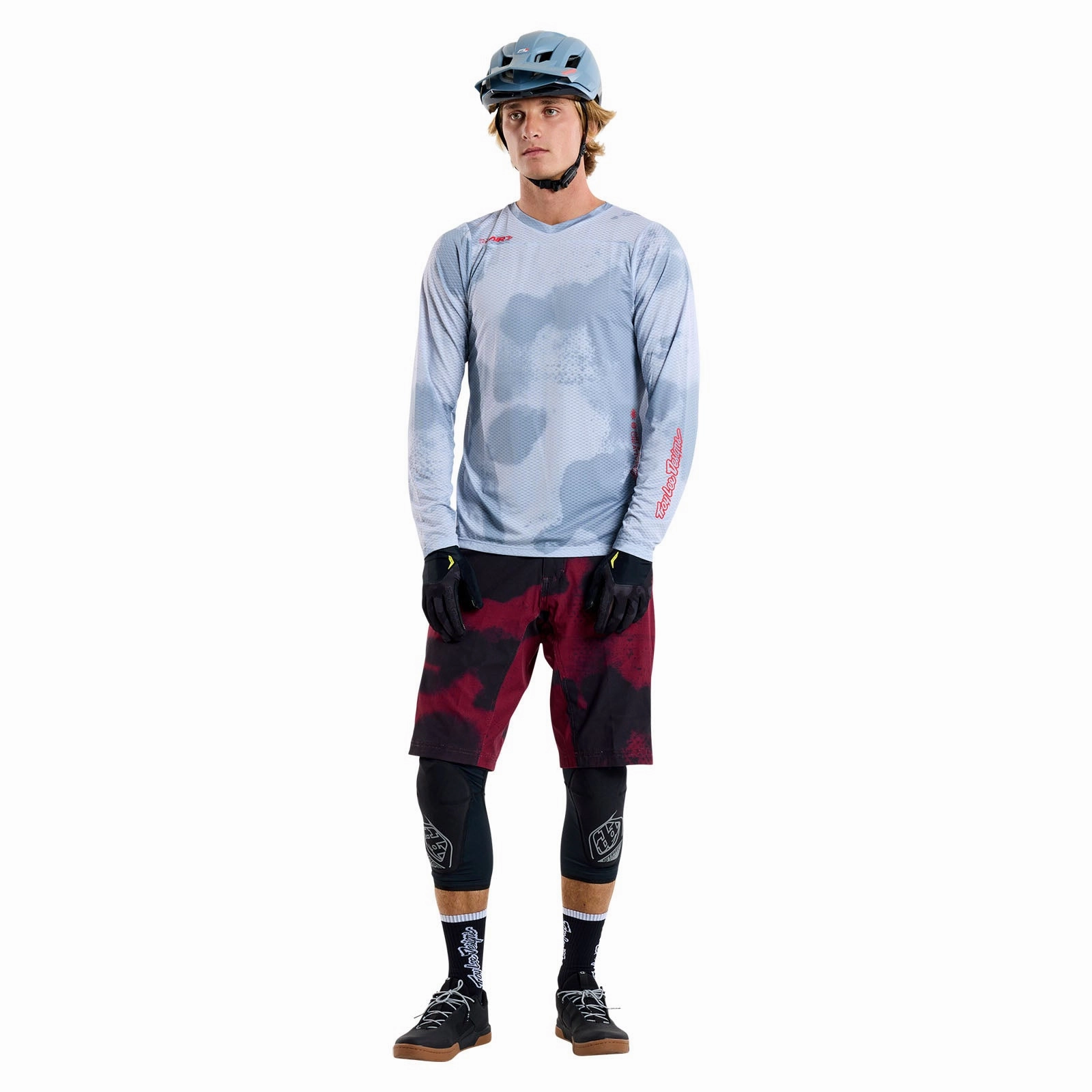 Skyline Air Short W/Liner Flared Oxblood